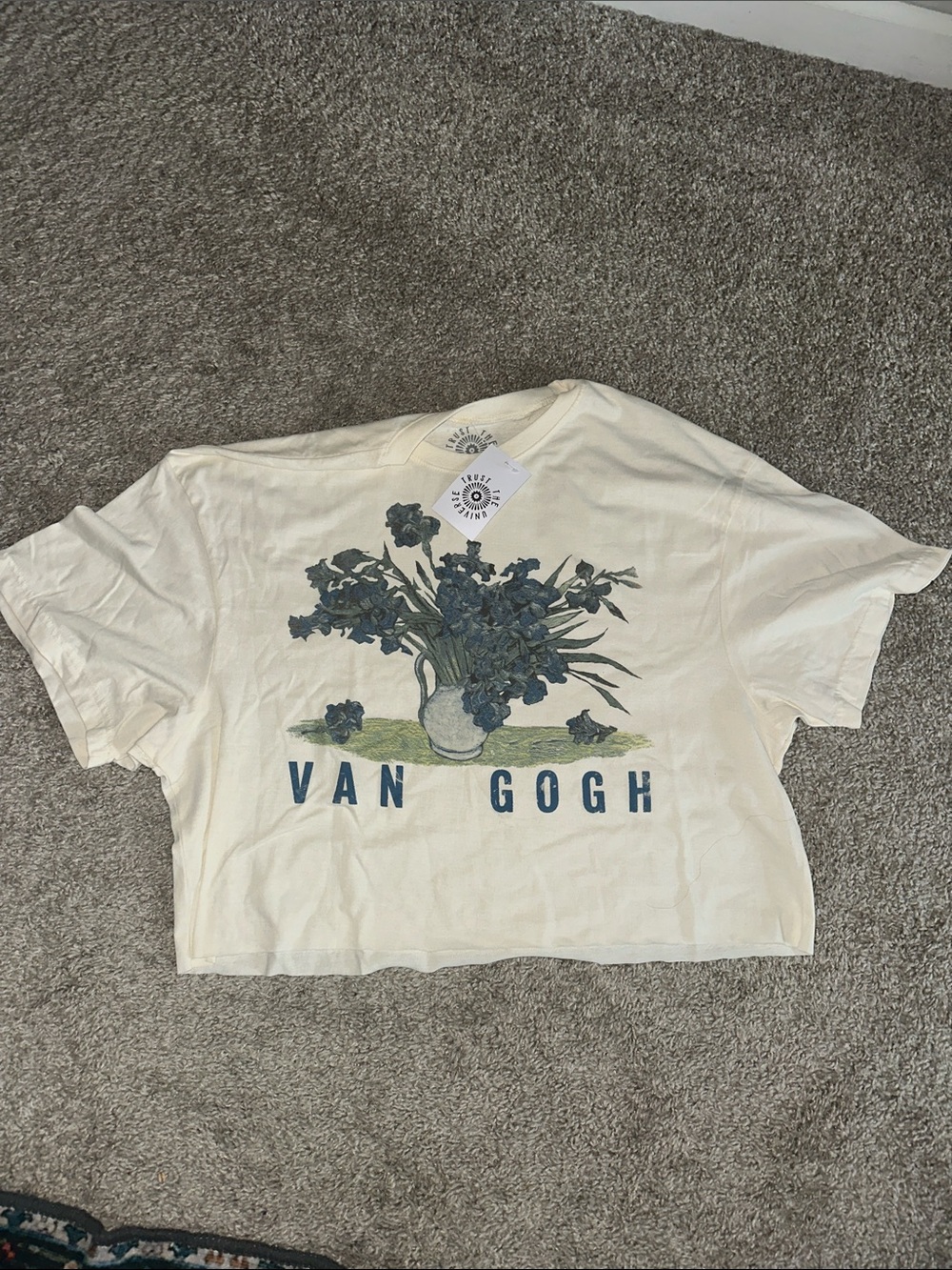 Cream Graphic Vase Floral Tee